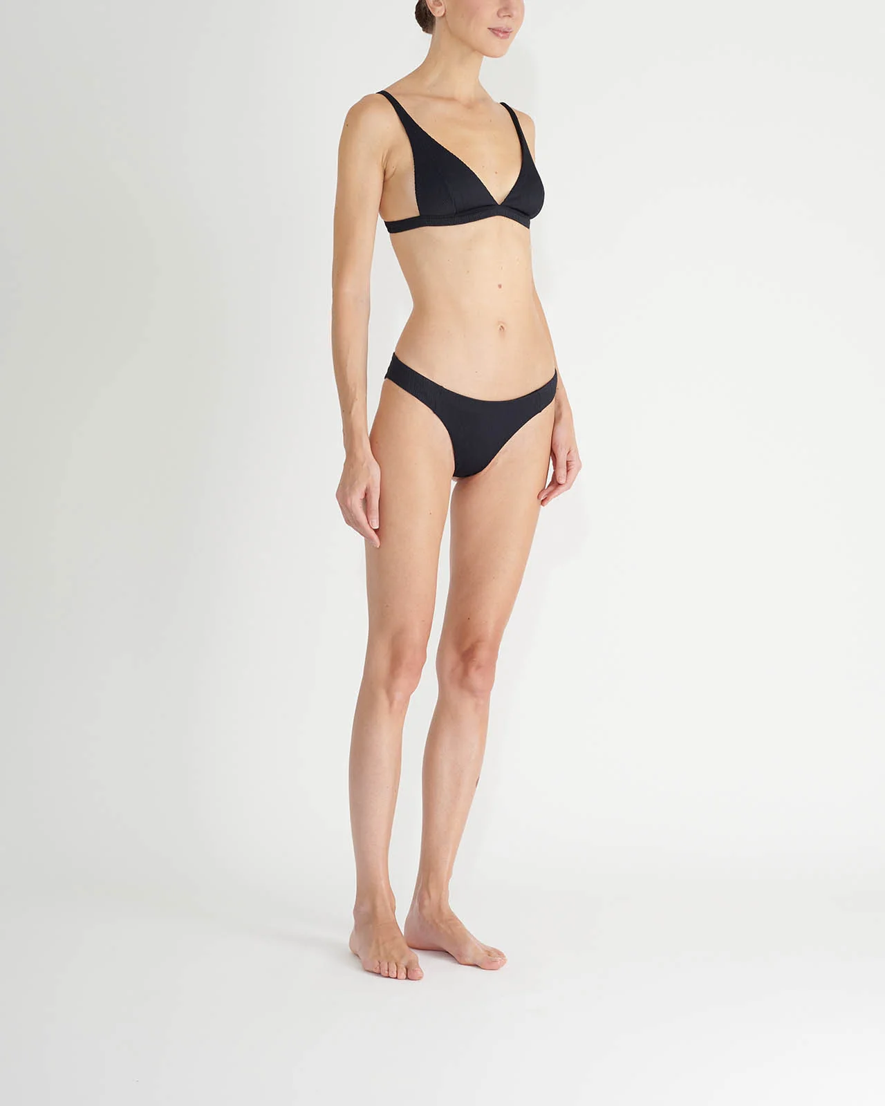 Bottom Lola - Image 2