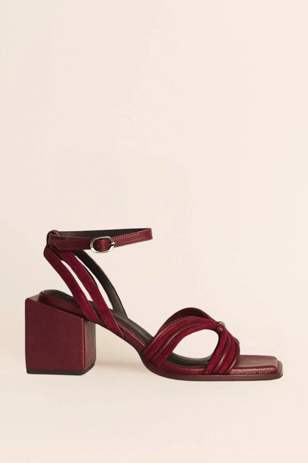 Lo Nuevo en Zapatos de Tacón