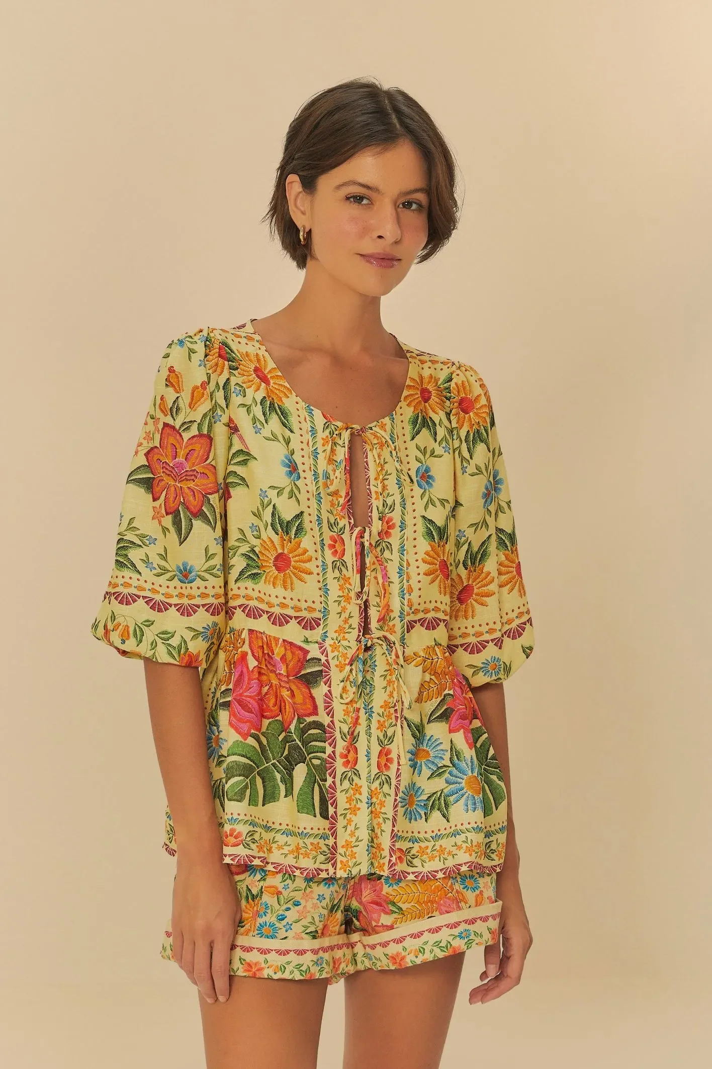 Short Sarja Delicadeza