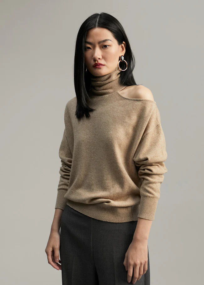 Sweater Con Cut-Out - Image 2