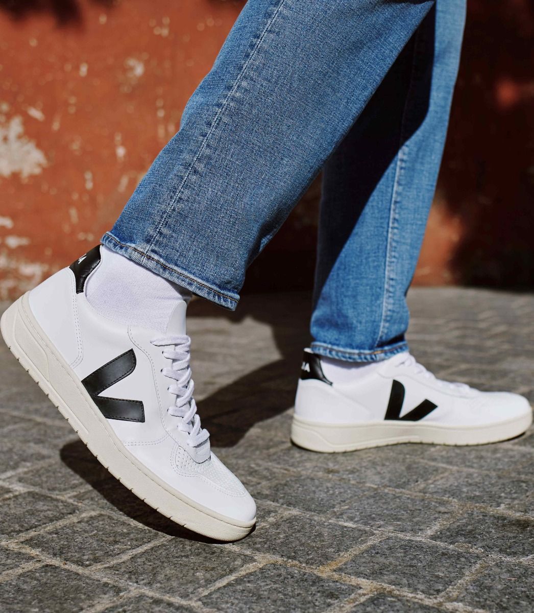 Zapatillas Veja V-10 Leath Mujer - Image 4