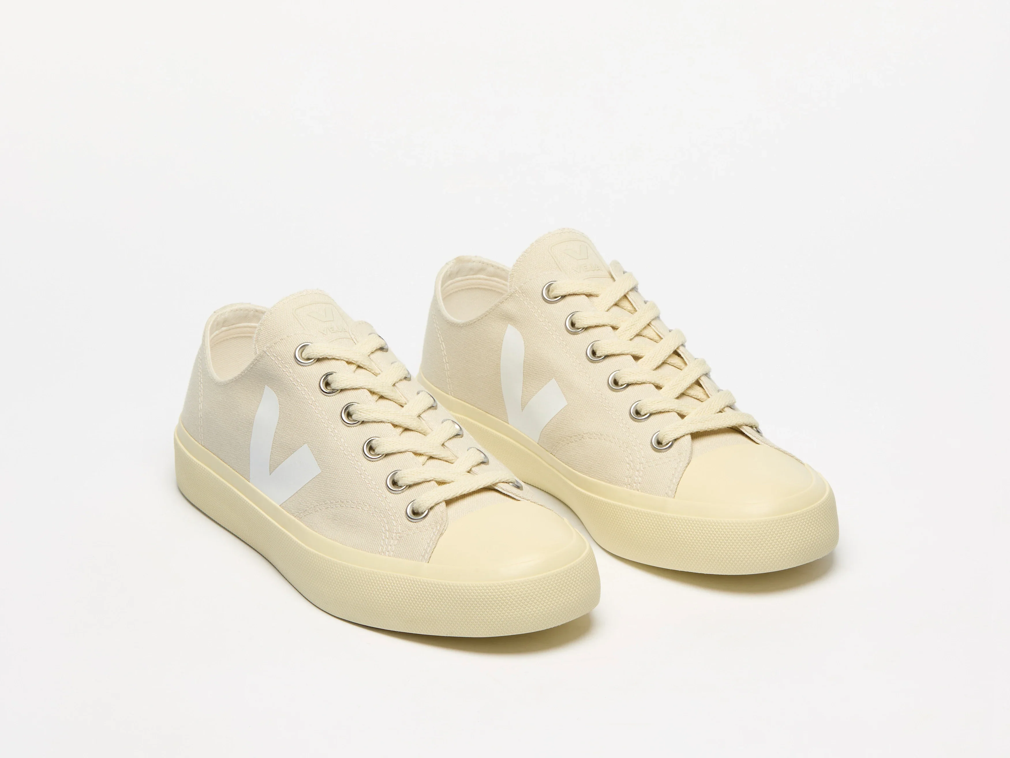 Zapatilla Veja de Hombre Wata Ii Baja - Image 2