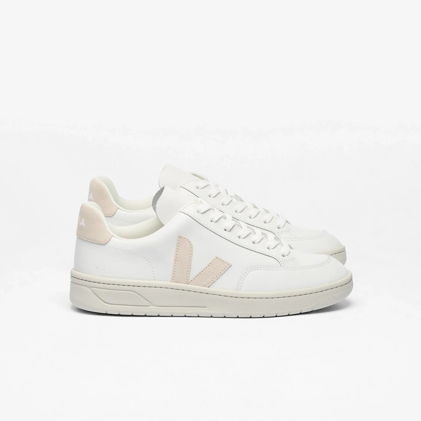 Zapatillas Veja De Hombre V-12 Leather White Sable