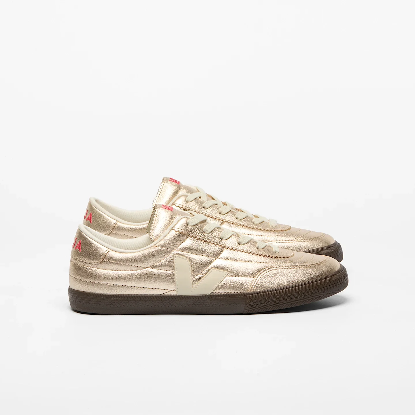 Zapatillas Veja De Mujer Panenka O.t.